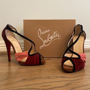 LOUBOUTIN Divinoche Suede Peep Toe Sandal Ruched